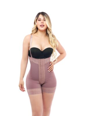 STRAPLE GIRDLE BROOCH REF 1040 IN POWERNET AND LYCRA