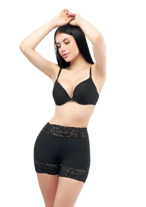 STRAP LACE PANTY WITH WOODS